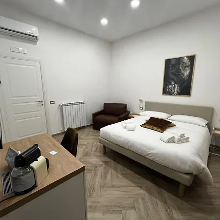 住宿加早餐酒店 Dimora Dei Decumani - Centro Storico Di