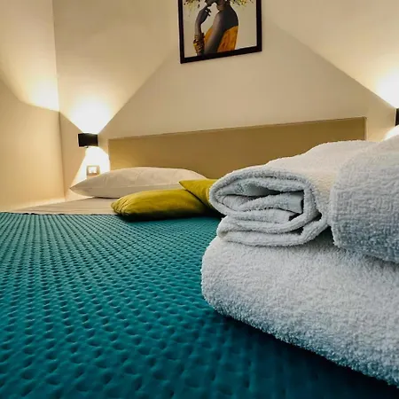 Bed and breakfast Dimora Dei Decumani Nápoles